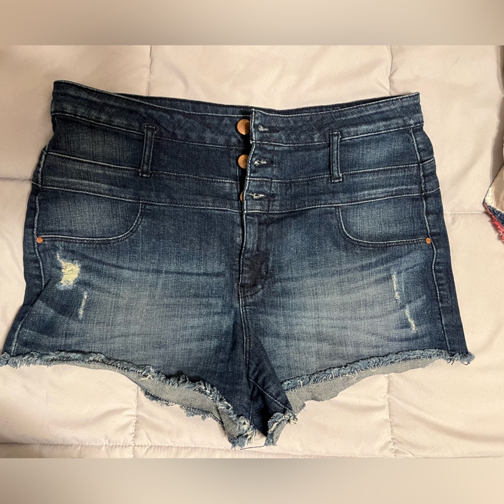 Refuge Jean Shorts SZ 10